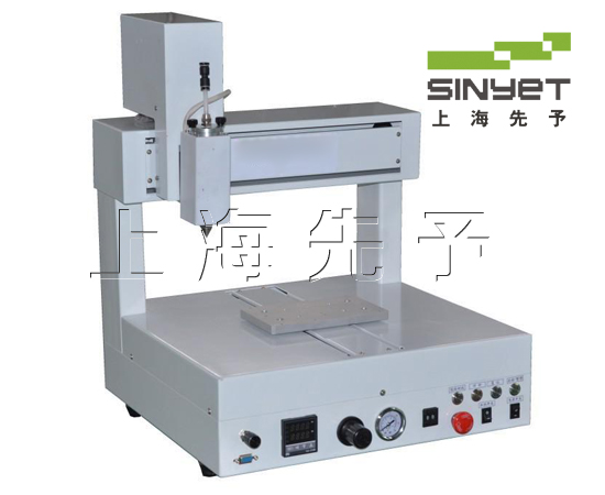 熱熔自動點膠機100-10.jpg
